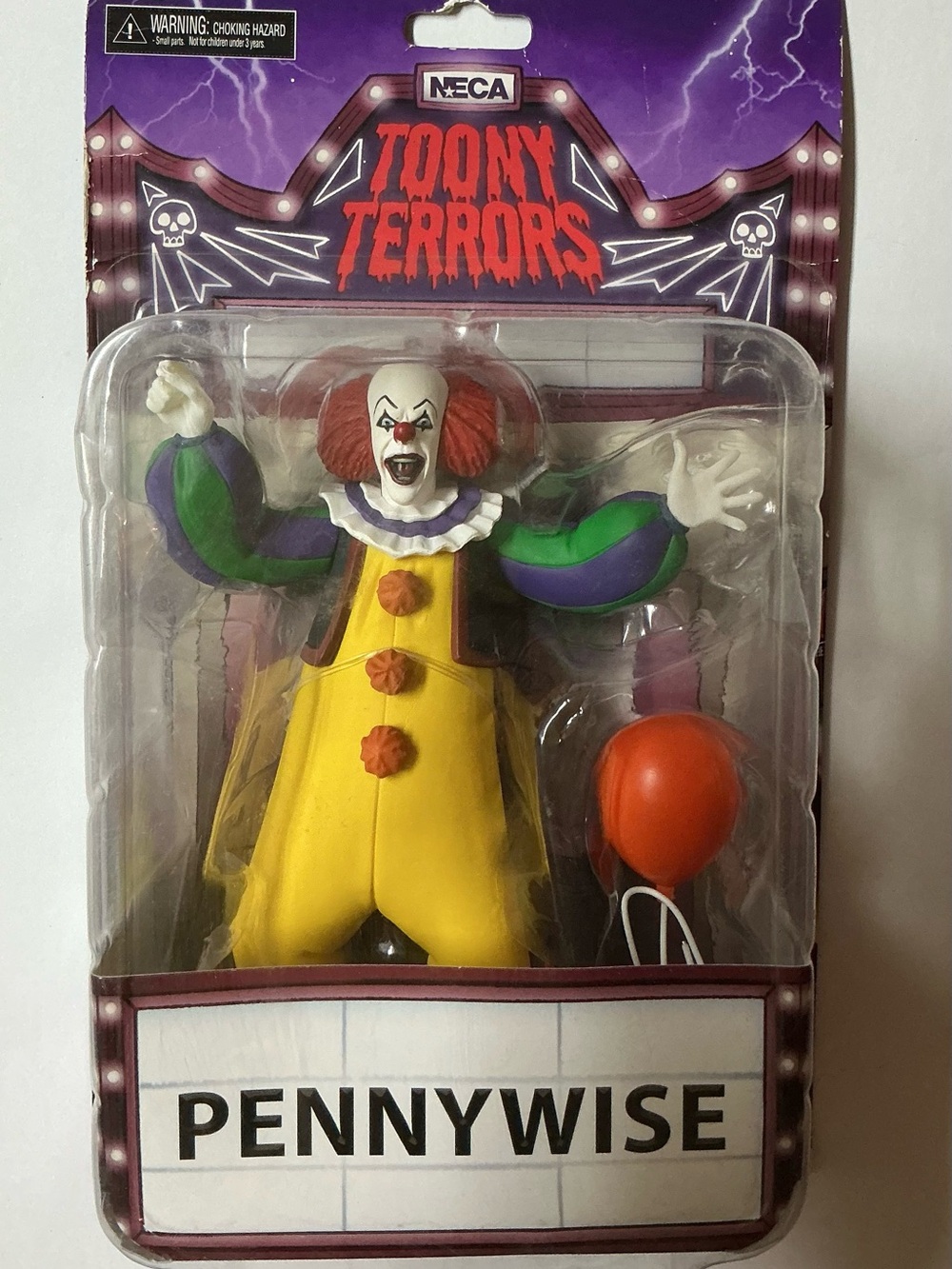 NECA Toony Terrors - IT - 6” Scale Action Figure - Pennywise (2017)
